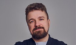 Алексей Еньшин: Творчество — это боль, а у ИИ ничего не болит